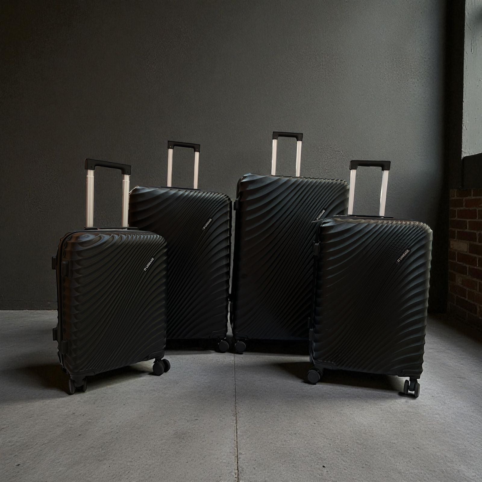 It travel Luggage Black