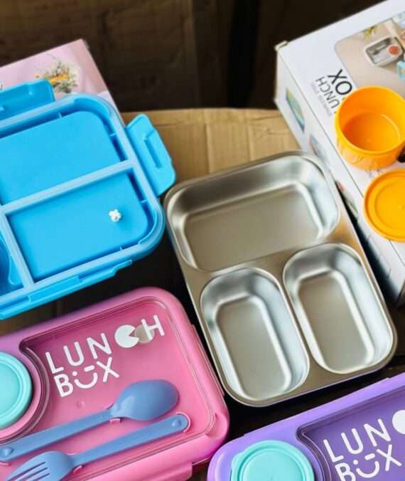 DURABLE & LEAK-PROOF STAINLESS STEEL LUNCH BOX